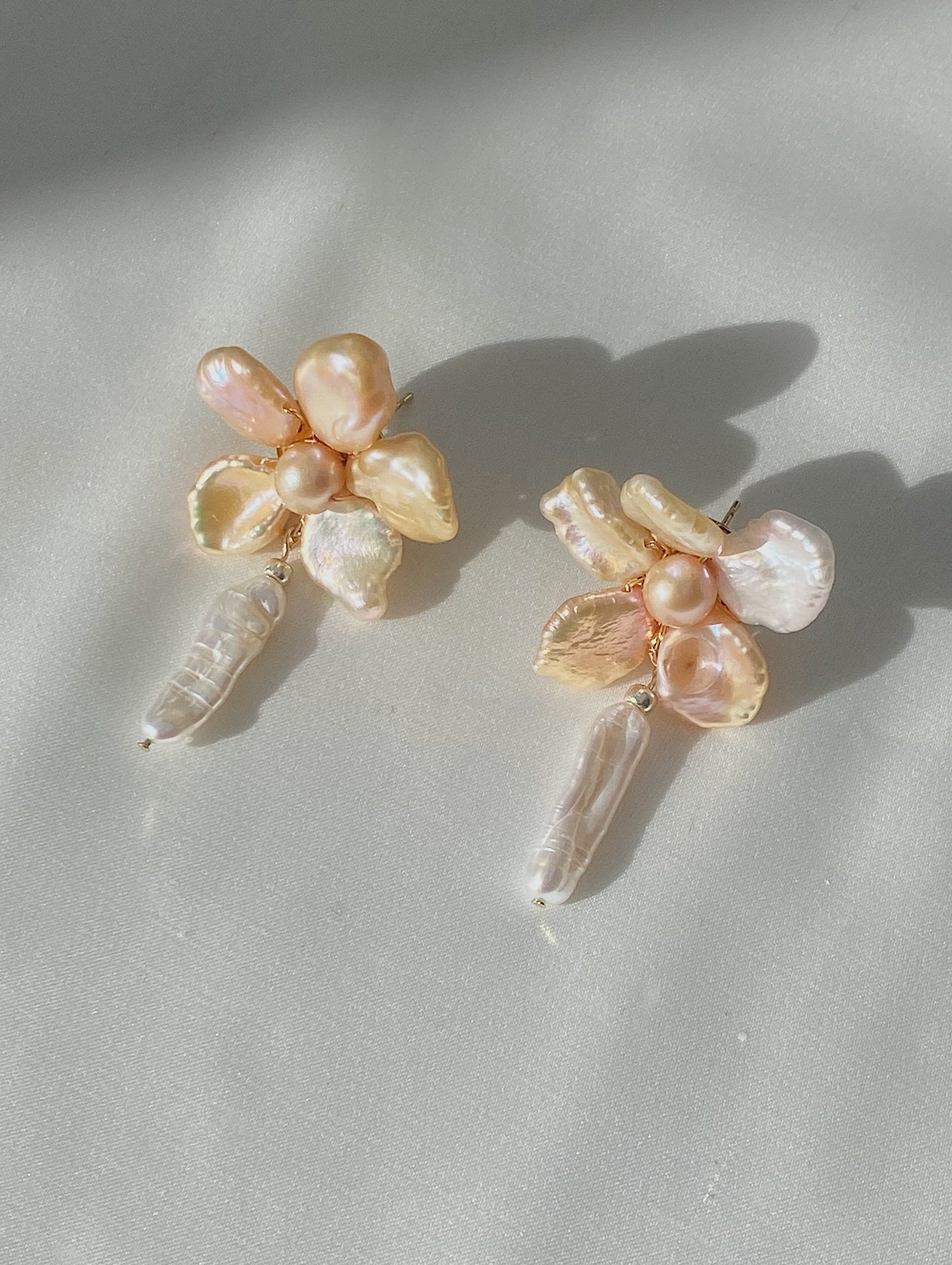Pink Keshi Pearls Flower Biwa Pearl Earrings №36
