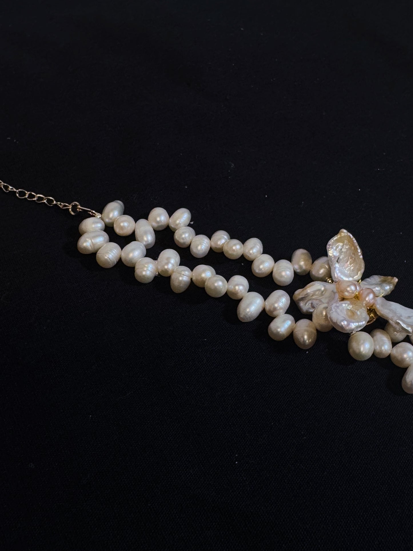 Double layers Keshi Pearl Flower Bracelet №19