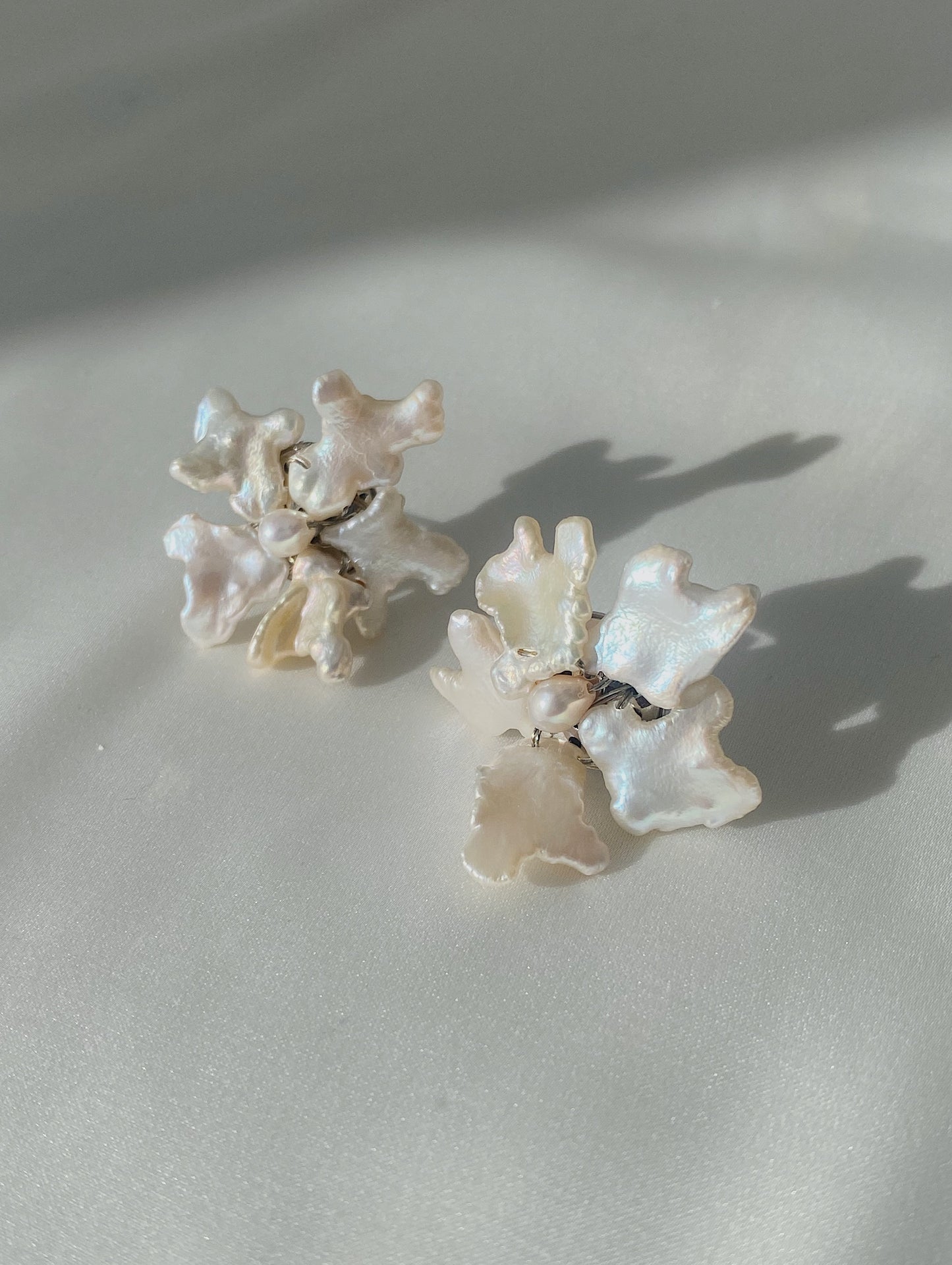 Snowflake Keshi Pearls Flower Stud Earrings №39