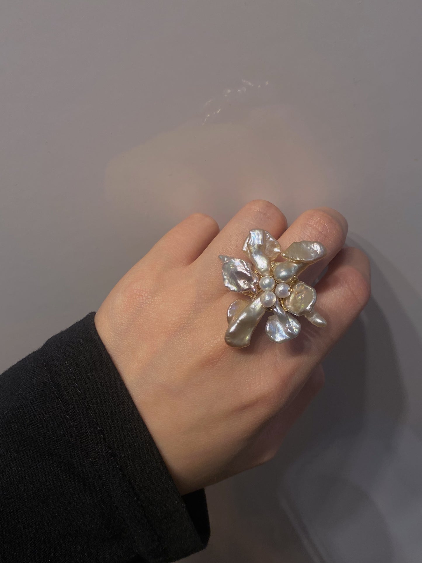 Keshi Pink Pearls Odd Flower Ring №09