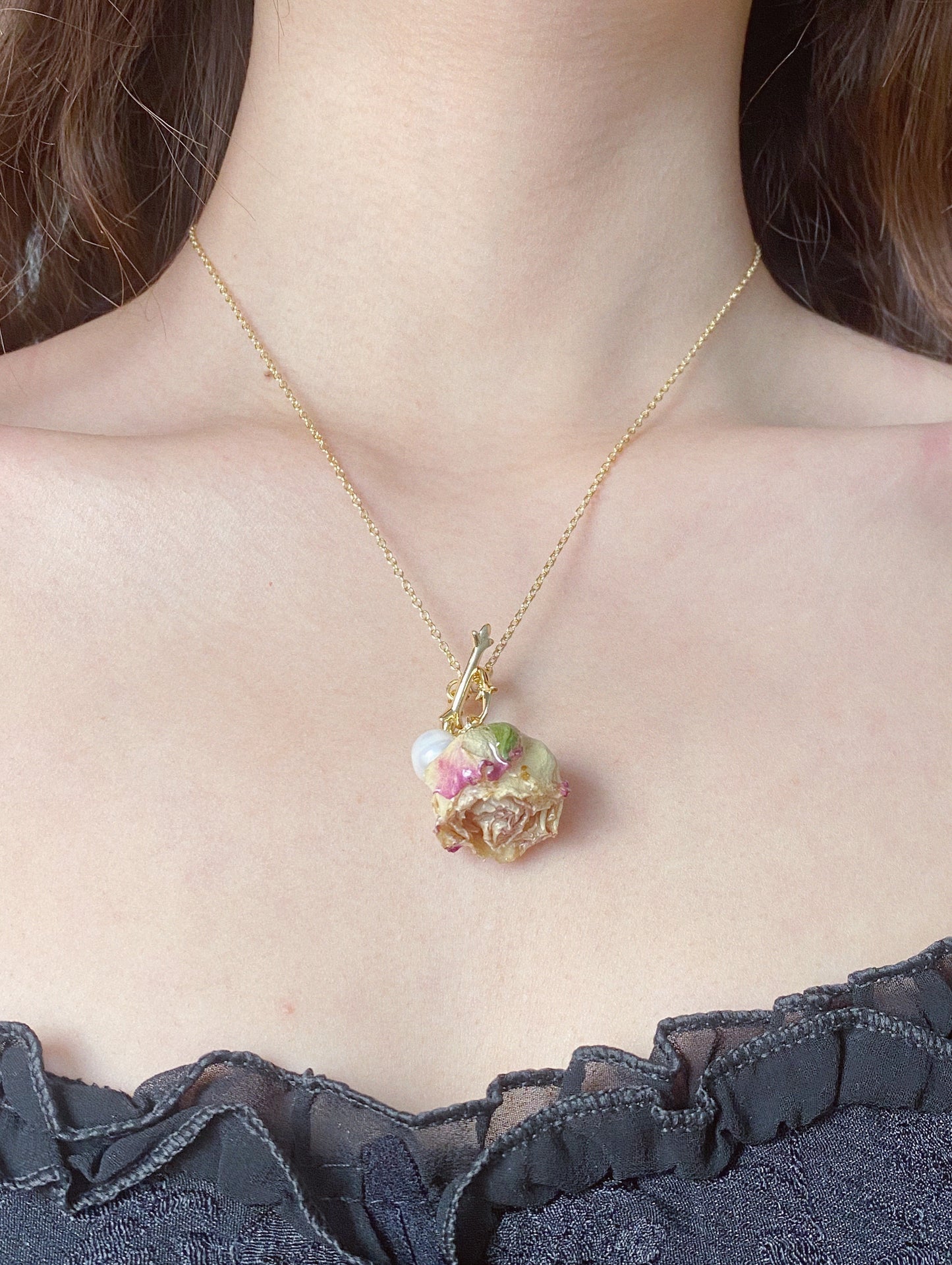 Timeless Rose Necklace