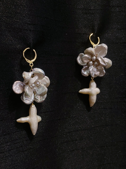 A Keshi Pearls Flower Dangle Earrings №27