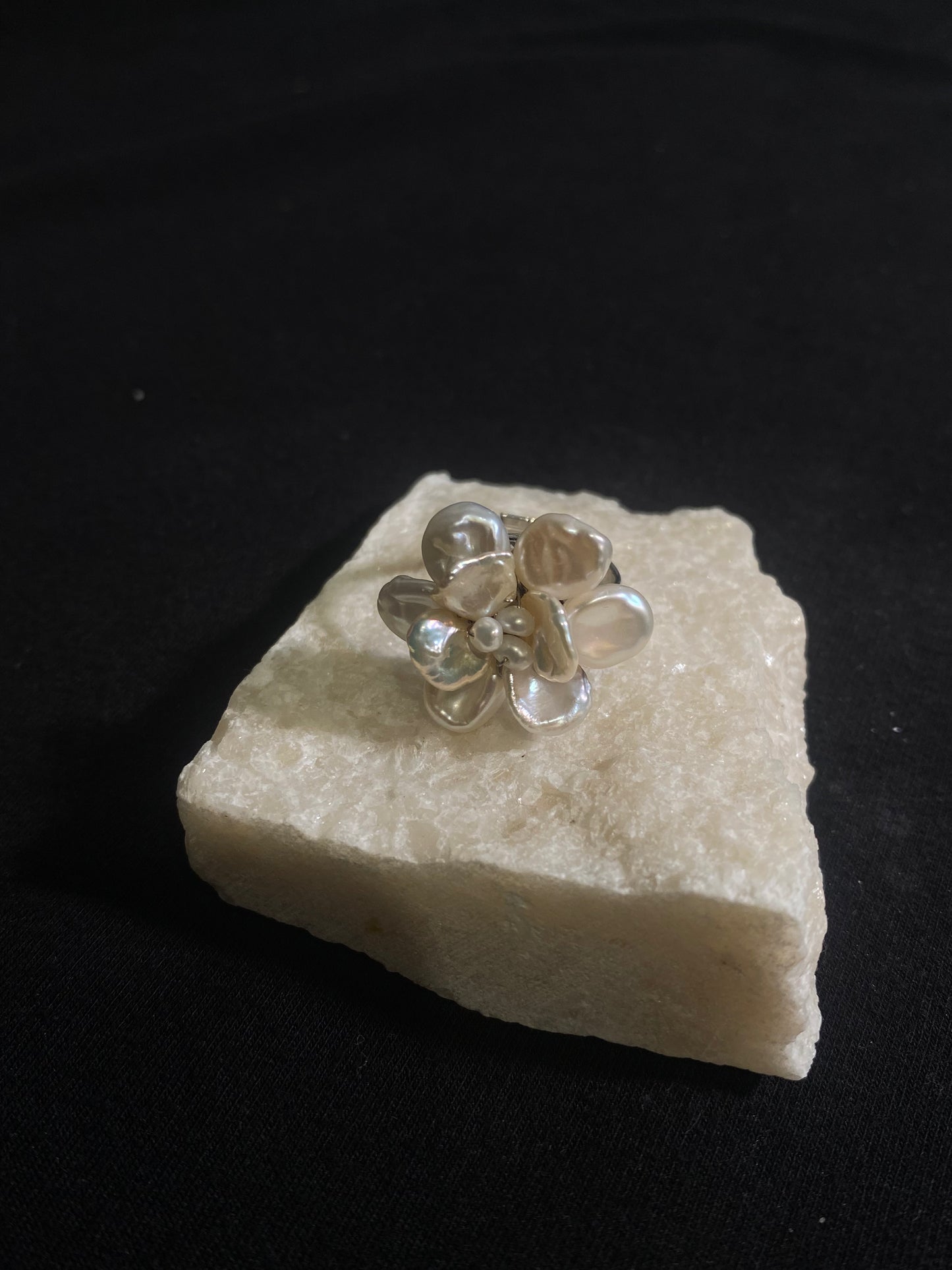 Small White 3D Keshi Pearl Flower Ring №49