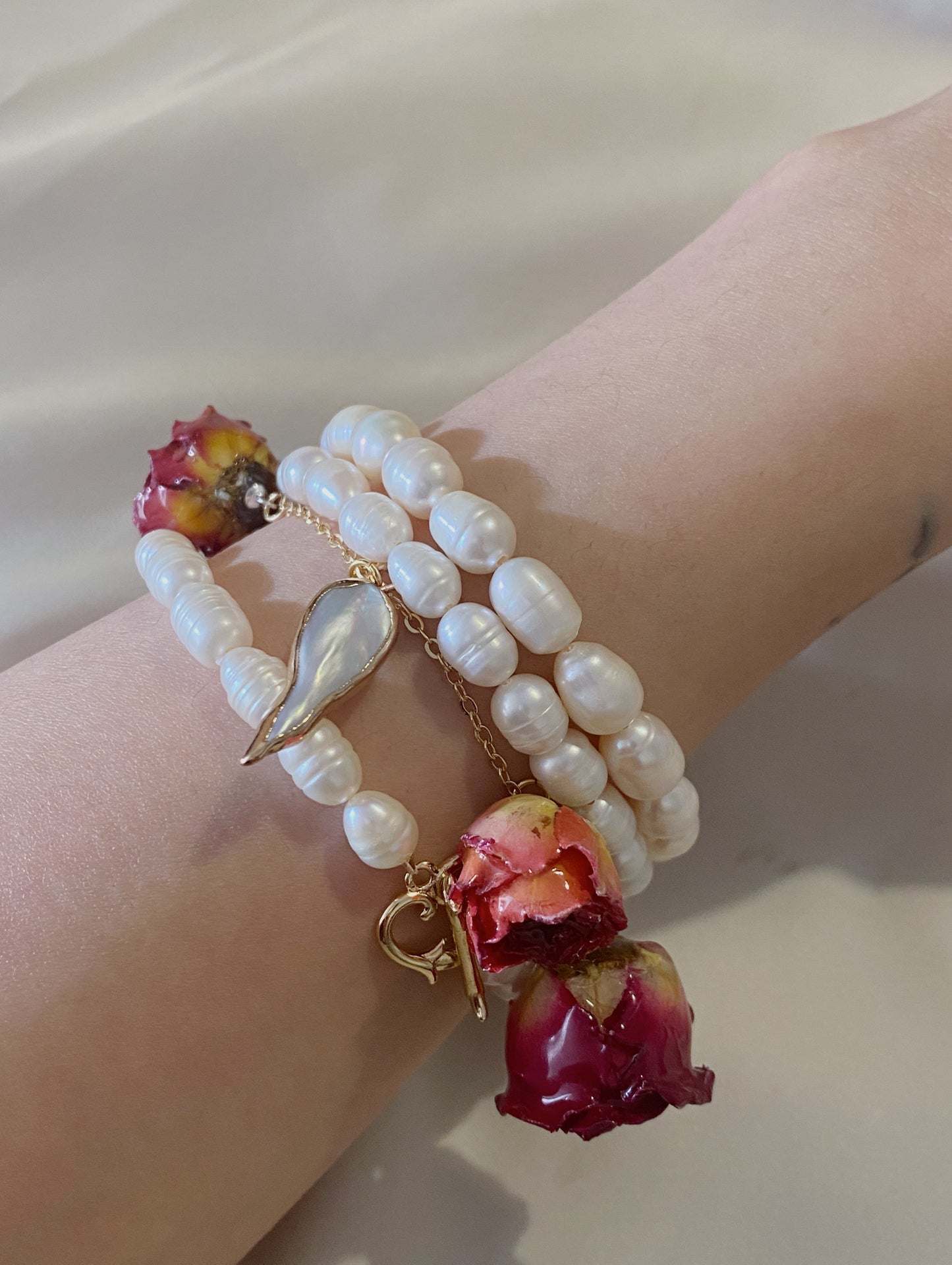 Eternal Rose Garden Pearl Necklace and Bracelet